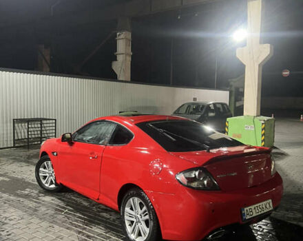 Красный Хендай Купе, объемом двигателя 1.98 л и пробегом 134 тыс. км за 4800 $, фото 5 на Automoto.ua