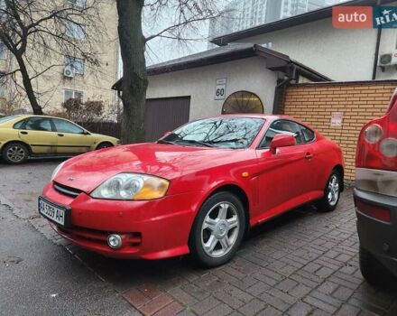 Красный Хендай Купе, объемом двигателя 2.7 л и пробегом 200 тыс. км за 5800 $, фото 1 на Automoto.ua