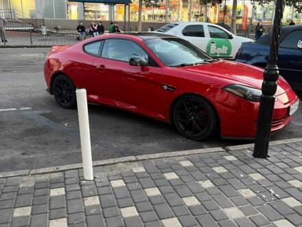 Красный Хендай Купе, объемом двигателя 2.7 л и пробегом 230 тыс. км за 5999 $, фото 1 на Automoto.ua