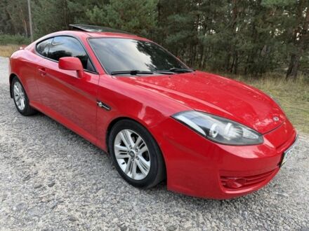 Красный Хендай Купе, объемом двигателя 2 л и пробегом 175 тыс. км за 5450 $, фото 1 на Automoto.ua