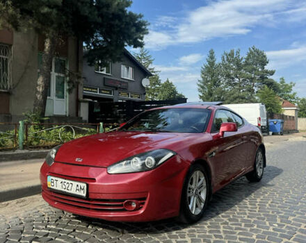 Красный Хендай Купе, объемом двигателя 2 л и пробегом 202 тыс. км за 6400 $, фото 1 на Automoto.ua