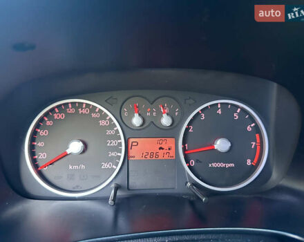 Хендай Купе, объемом двигателя 2 л и пробегом 129 тыс. км за 6500 $, фото 6 на Automoto.ua