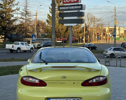 Желтый Хендай Купе, объемом двигателя 2 л и пробегом 206 тыс. км за 4400 $, фото 6 на Automoto.ua