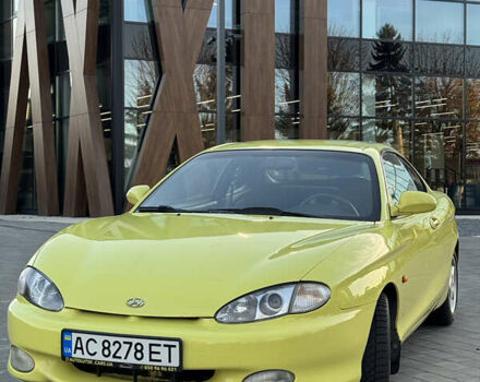 Желтый Хендай Купе, объемом двигателя 2 л и пробегом 206 тыс. км за 4400 $, фото 1 на Automoto.ua