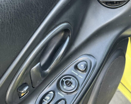 Желтый Хендай Купе, объемом двигателя 2 л и пробегом 206 тыс. км за 4400 $, фото 10 на Automoto.ua