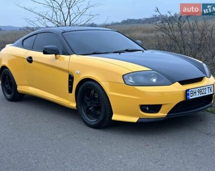 Желтый Хендай Купе, объемом двигателя 1.98 л и пробегом 222 тыс. км за 4800 $, фото 17 на Automoto.ua