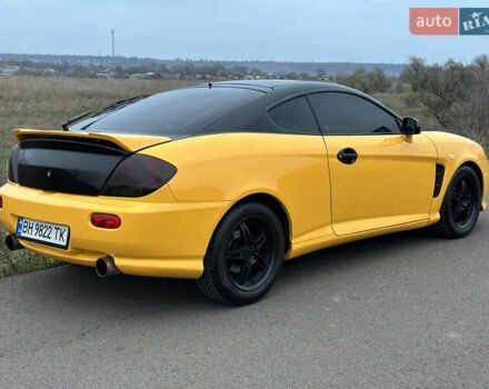 Желтый Хендай Купе, объемом двигателя 1.98 л и пробегом 222 тыс. км за 4800 $, фото 21 на Automoto.ua