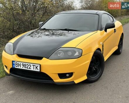 Желтый Хендай Купе, объемом двигателя 1.98 л и пробегом 222 тыс. км за 4800 $, фото 3 на Automoto.ua