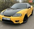 Желтый Хендай Купе, объемом двигателя 1.98 л и пробегом 222 тыс. км за 4800 $, фото 3 на Automoto.ua
