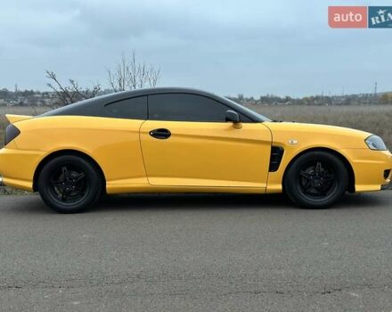 Желтый Хендай Купе, объемом двигателя 1.98 л и пробегом 222 тыс. км за 4800 $, фото 19 на Automoto.ua