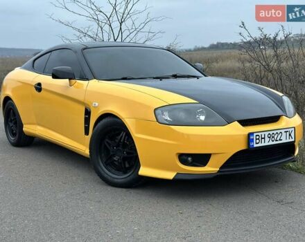 Желтый Хендай Купе, объемом двигателя 1.98 л и пробегом 222 тыс. км за 4800 $, фото 13 на Automoto.ua