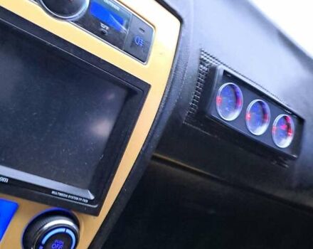 Жовтий Хендай Купе, об'ємом двигуна 1.98 л та пробігом 205 тис. км за 7200 $, фото 4 на Automoto.ua