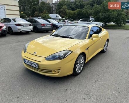 Жовтий Хендай Купе, об'ємом двигуна 1.98 л та пробігом 140 тис. км за 6700 $, фото 1 на Automoto.ua