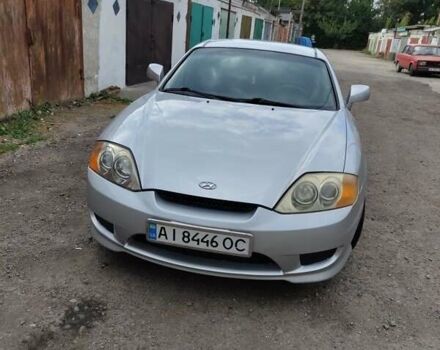 Серый Хендай Купе, объемом двигателя 2 л и пробегом 333 тыс. км за 5500 $, фото 2 на Automoto.ua