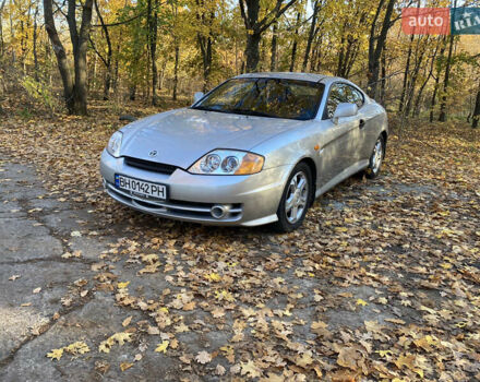 Сірий Хендай Купе, об'ємом двигуна 2 л та пробігом 144 тис. км за 4500 $, фото 9 на Automoto.ua