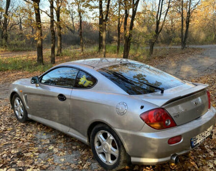 Сірий Хендай Купе, об'ємом двигуна 2 л та пробігом 144 тис. км за 4500 $, фото 4 на Automoto.ua