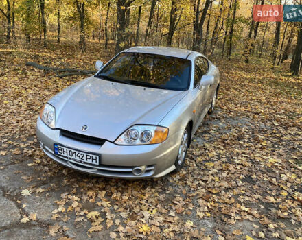 Сірий Хендай Купе, об'ємом двигуна 2 л та пробігом 144 тис. км за 4500 $, фото 10 на Automoto.ua