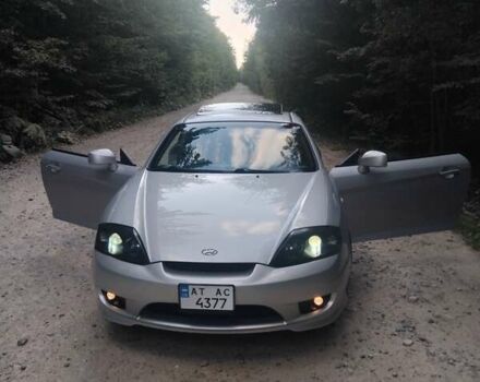 Серый Хендай Купе, объемом двигателя 1.98 л и пробегом 132 тыс. км за 5200 $, фото 4 на Automoto.ua