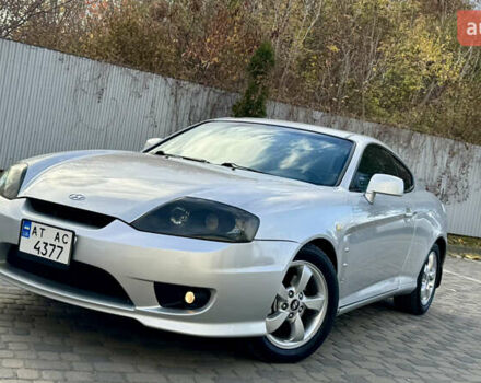 Серый Хендай Купе, объемом двигателя 2 л и пробегом 133 тыс. км за 5350 $, фото 2 на Automoto.ua