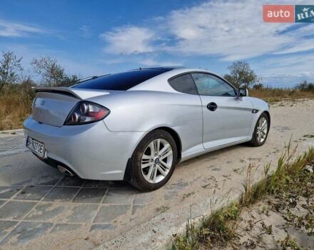 Хендай Купе 2008 в Вилково на Automoto.ua Серый Хендай Купе, объемом двигателя 1.98 л и пробегом 194 тыс. км за 5500 $, фото 3 на Automoto.ua