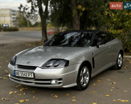 Сірий Хендай Купе, об'ємом двигуна 1.6 л та пробігом 240 тис. км за 3400 $, фото 1 на Automoto.ua