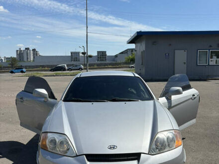 Сірий Хендай Купе, об'ємом двигуна 1.98 л та пробігом 182 тис. км за 5300 $, фото 1 на Automoto.ua