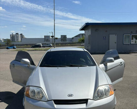 Серый Хендай Купе, объемом двигателя 1.98 л и пробегом 182 тыс. км за 5300 $, фото 1 на Automoto.ua