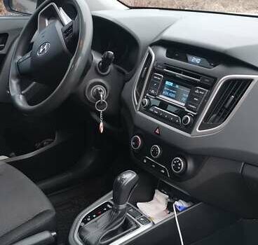 Белый Хендай Крета, объемом двигателя 1.59 л и пробегом 179 тыс. км за 13388 $, фото 5 на Automoto.ua