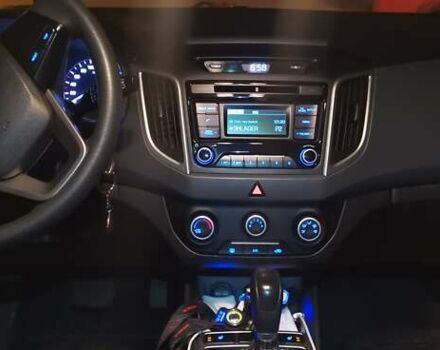 Белый Хендай Крета, объемом двигателя 1.59 л и пробегом 179 тыс. км за 13388 $, фото 4 на Automoto.ua