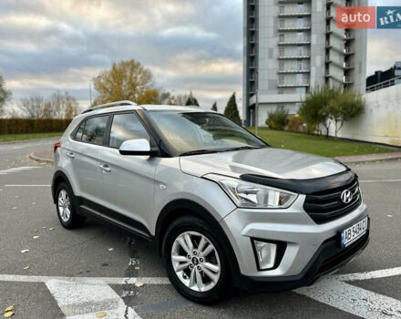 Хендай Крета 2016 в Киеве на Automoto.ua Серый Хендай Крета, объемом двигателя 1.6 л и пробегом 121 тыс. км за 14800 $, фото 7 на Automoto.ua