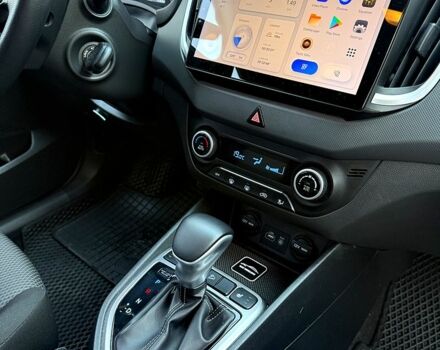 Серый Хендай Крета, объемом двигателя 1.6 л и пробегом 69 тыс. км за 16300 $, фото 8 на Automoto.ua