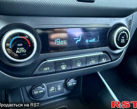 Серый Хендай Крета, объемом двигателя 1.6 л и пробегом 69 тыс. км за 16300 $, фото 9 на Automoto.ua