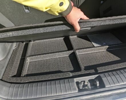 Белый Хендай Другая, объемом двигателя 0 л и пробегом 33 тыс. км за 15900 $, фото 23 на Automoto.ua