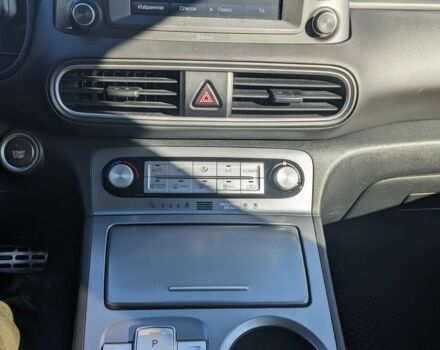 Белый Хендай Другая, объемом двигателя 0 л и пробегом 33 тыс. км за 15900 $, фото 12 на Automoto.ua