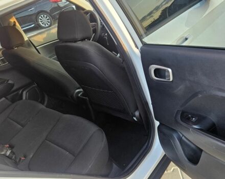 Белый Хендай Другая, объемом двигателя 1.6 л и пробегом 80 тыс. км за 13999 $, фото 9 на Automoto.ua