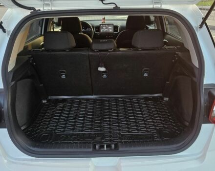 Белый Хендай Другая, объемом двигателя 1.6 л и пробегом 80 тыс. км за 13999 $, фото 10 на Automoto.ua