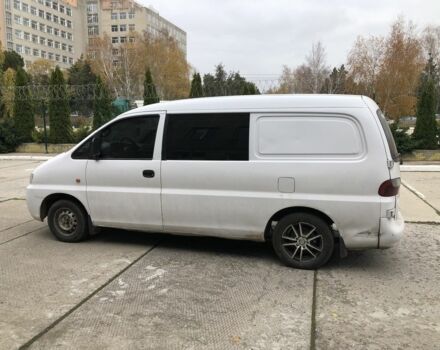 Белый Хендай Другая, объемом двигателя 2.5 л и пробегом 500 тыс. км за 3400 $, фото 4 на Automoto.ua