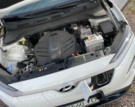 Білий Хендай Інша, об'ємом двигуна 0 л та пробігом 98 тис. км за 16500 $, фото 7 на Automoto.ua