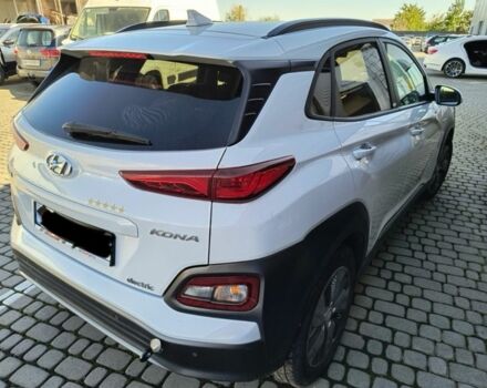 Белый Хендай Другая, объемом двигателя 0 л и пробегом 135 тыс. км за 12800 $, фото 3 на Automoto.ua