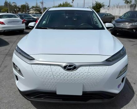 Белый Хендай Другая, объемом двигателя 0 л и пробегом 31 тыс. км за 10000 $, фото 1 на Automoto.ua