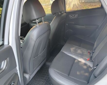 Белый Хендай Другая, объемом двигателя 0 л и пробегом 107 тыс. км за 16500 $, фото 5 на Automoto.ua