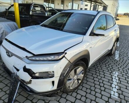 Белый Хендай Другая, объемом двигателя 0 л и пробегом 135 тыс. км за 12800 $, фото 1 на Automoto.ua