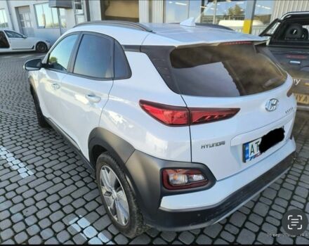 Белый Хендай Другая, объемом двигателя 0 л и пробегом 135 тыс. км за 12800 $, фото 2 на Automoto.ua