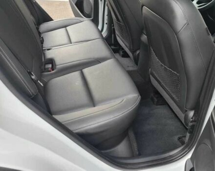 Білий Хендай Інша, об'ємом двигуна 1.6 л та пробігом 98 тис. км за 17500 $, фото 15 на Automoto.ua