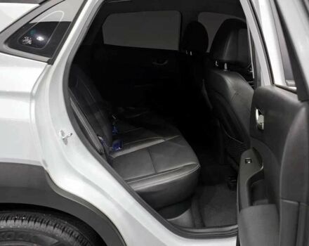 Белый Хендай Другая, объемом двигателя 1.6 л и пробегом 47 тыс. км за 13000 $, фото 16 на Automoto.ua