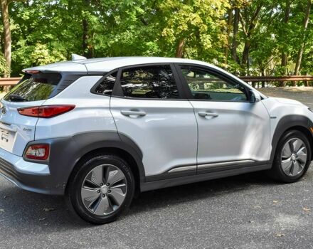 Белый Хендай Другая, объемом двигателя 0 л и пробегом 49 тыс. км за 12000 $, фото 4 на Automoto.ua