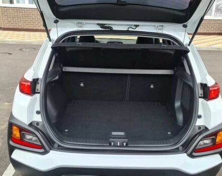 Білий Хендай Інша, об'ємом двигуна 1.6 л та пробігом 98 тис. км за 17500 $, фото 16 на Automoto.ua