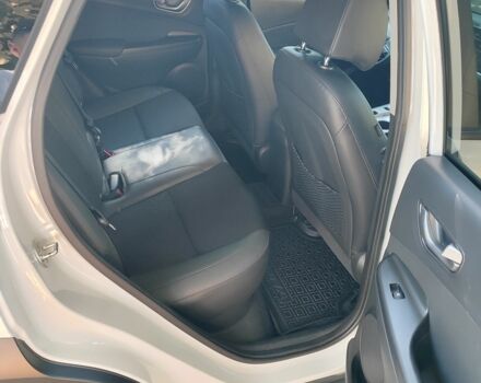 Белый Хендай Другая, объемом двигателя 0 л и пробегом 107 тыс. км за 16500 $, фото 6 на Automoto.ua