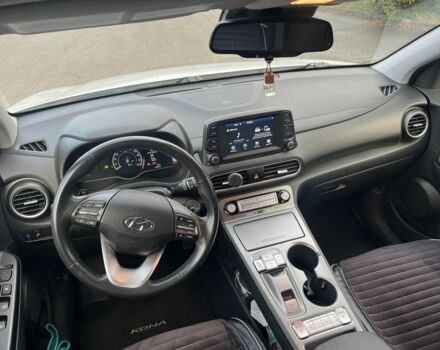 Белый Хендай Другая, объемом двигателя 0 л и пробегом 110 тыс. км за 16300 $, фото 5 на Automoto.ua