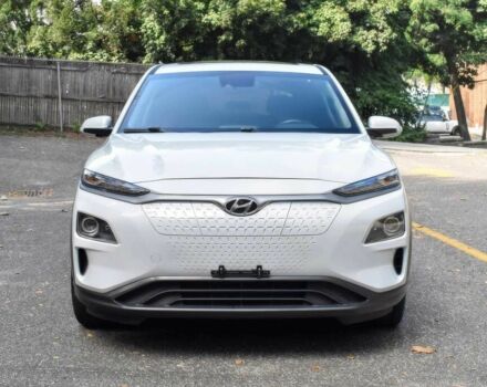 Белый Хендай Другая, объемом двигателя 0 л и пробегом 37 тыс. км за 7800 $, фото 1 на Automoto.ua